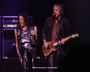 Stephen Pearcy / Warren DeMartini